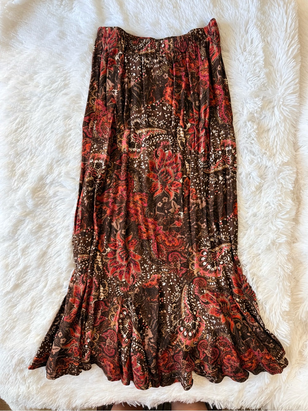 Vintage White Stag Brown Maxi Skirt with Red Floral Paisley